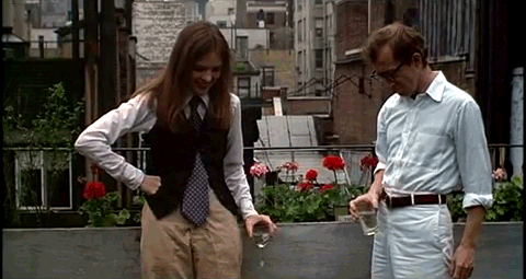 Annie Hall (Diane Keaton) and Alvie Singer (Woody Allen) on balcony