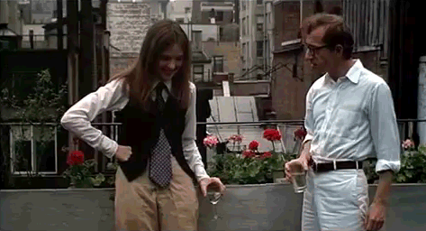 Annie Hall (Diane Keaton) and Alvie Singer (Woody Allen) on balcony