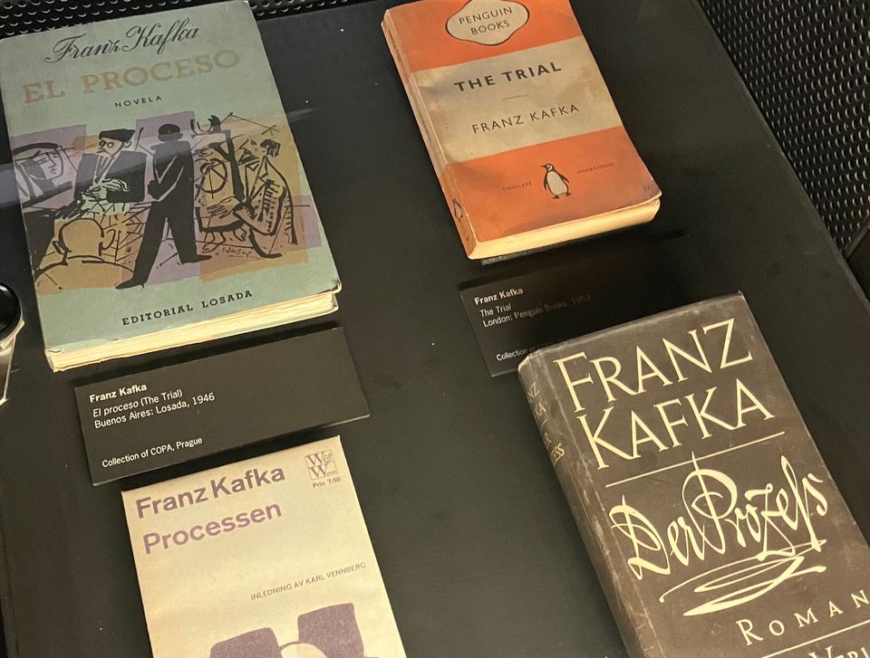 Image of different versions of Franz Kafka's "The Trial". Spanish: "El Proceso", Swedish: "Processen",German: "Der Prozess"